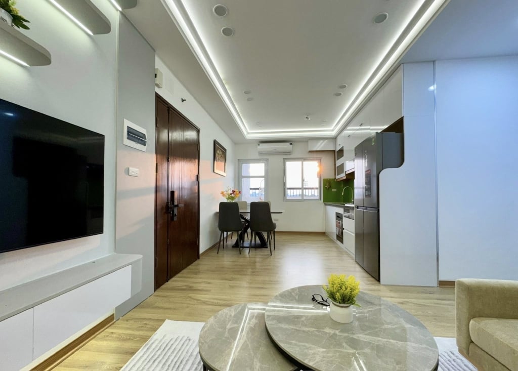 Bán căn hộ Mỹ Đình 2, Nam Từ Liêm, căn góc, 70m2, 3 ngủ 2wc, view thoáng, full nội thất