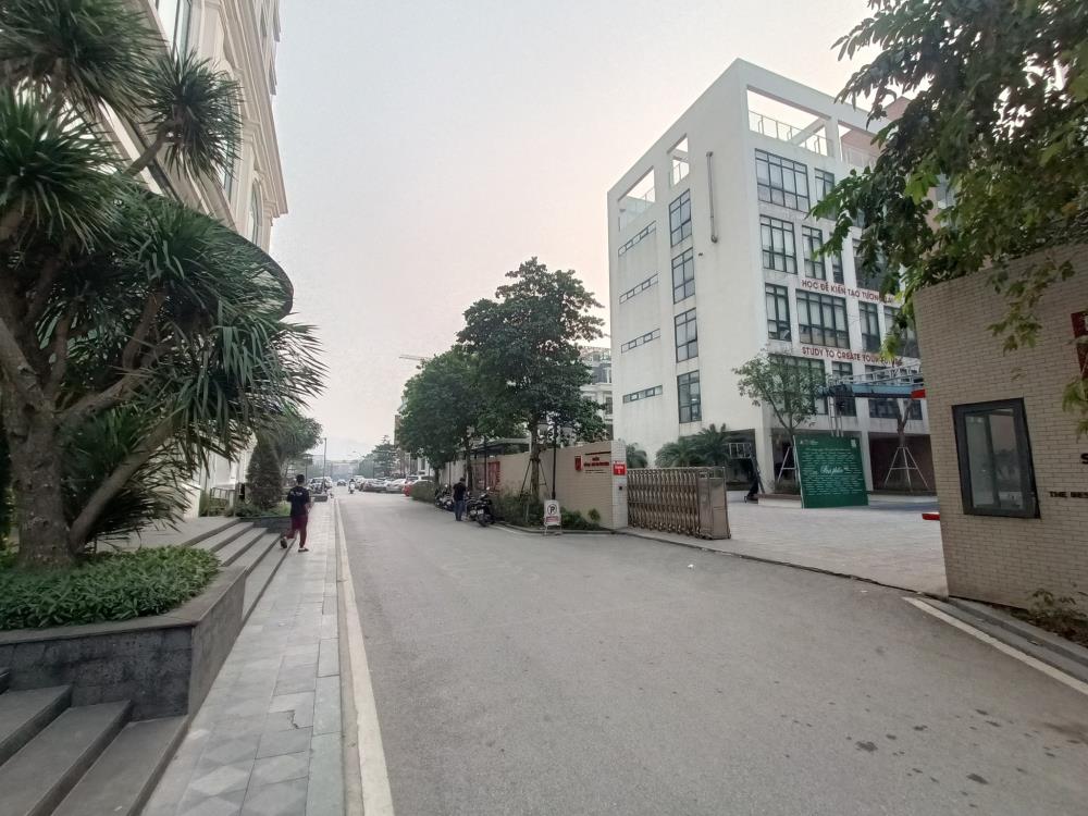 Bán căn hộ Sunshine Riverside, 99m2, tầng 2x, lô góc, view cầu Nhật Tân, 10.5 tỷ