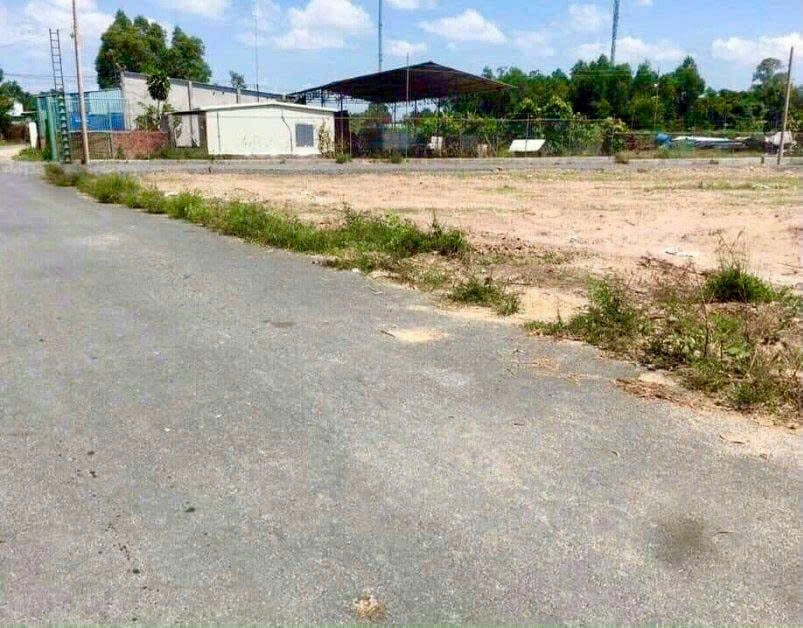 Bán đất An Lộc, Bình Long, sổ riêng, sát chợ, 210m2 đất thổ cư, ở đông, giá 290 triệu