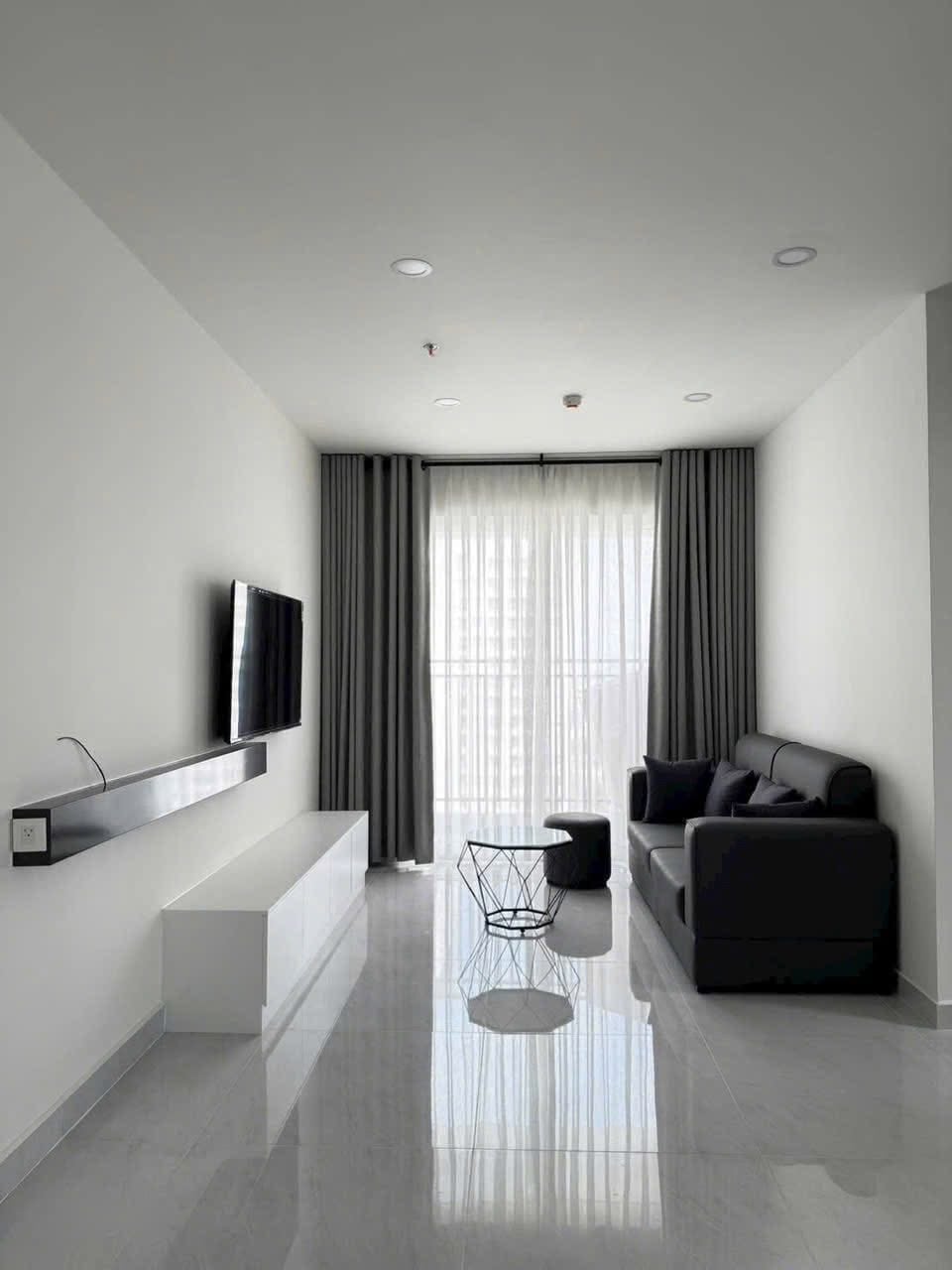 Bán gấp căn hộ 1PN Celesta Rise, tiện ích nội khu, giá tốt nhỉnh 4 tỷ sở hữu ngay