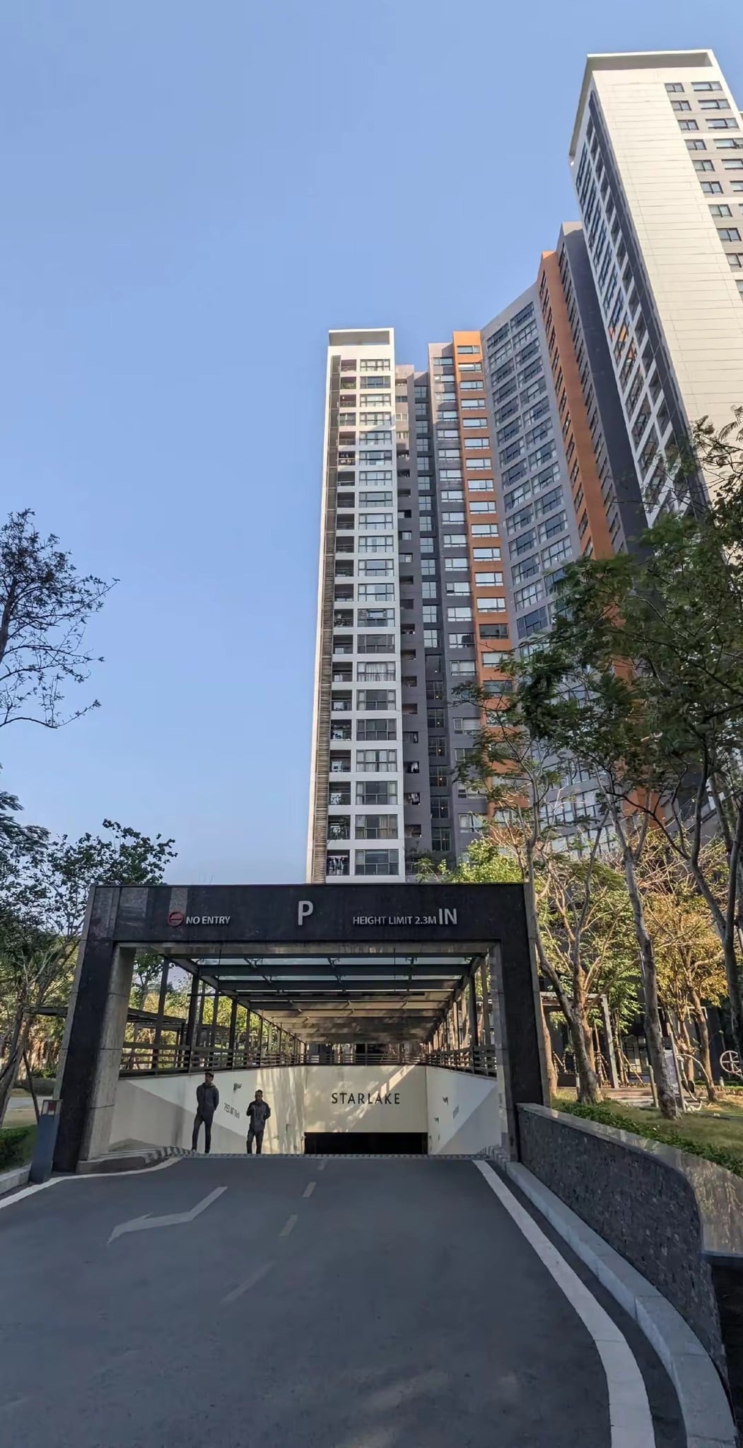 Bán căn hộ Stalake Tây Hồ Tây, tầng cao view đep, 113m2, thiết kế 3 ngủ, giá 20 tỷ