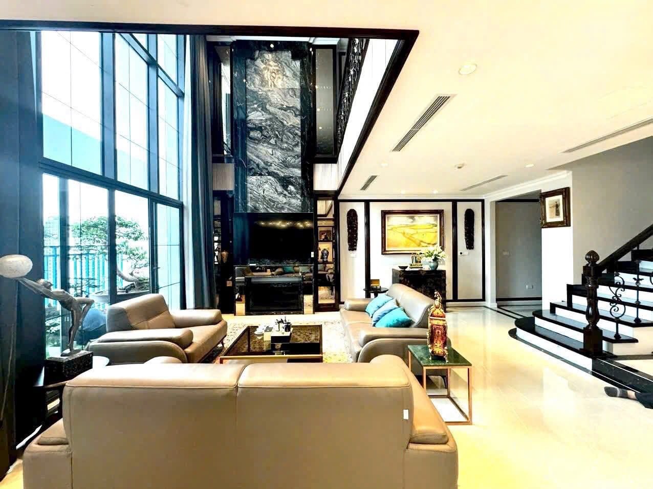 Bán gấp căn Penthouse The Matrix One, 230m2, 3 mặt thoáng, giá 19 tỷ bao phí