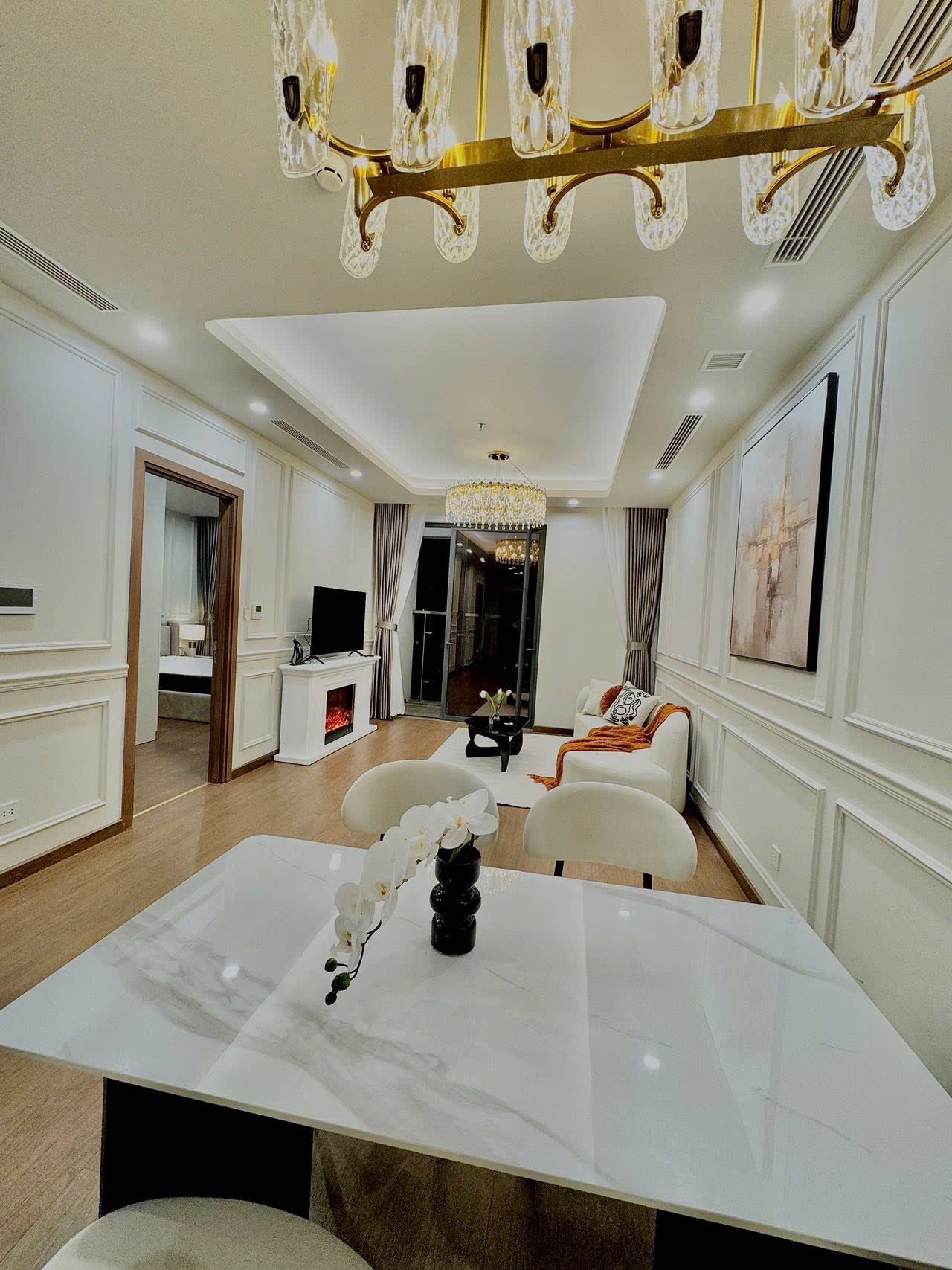 Độc quyền, bán căn 2PN The Matrix One, full đồ giá hiếm vào ở ngay