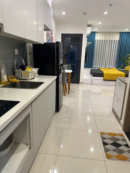 Bán căn studio The Sapphire, full đồ nội thất, toà S203 tầng trung, giá 2,855 tỷ bao phí