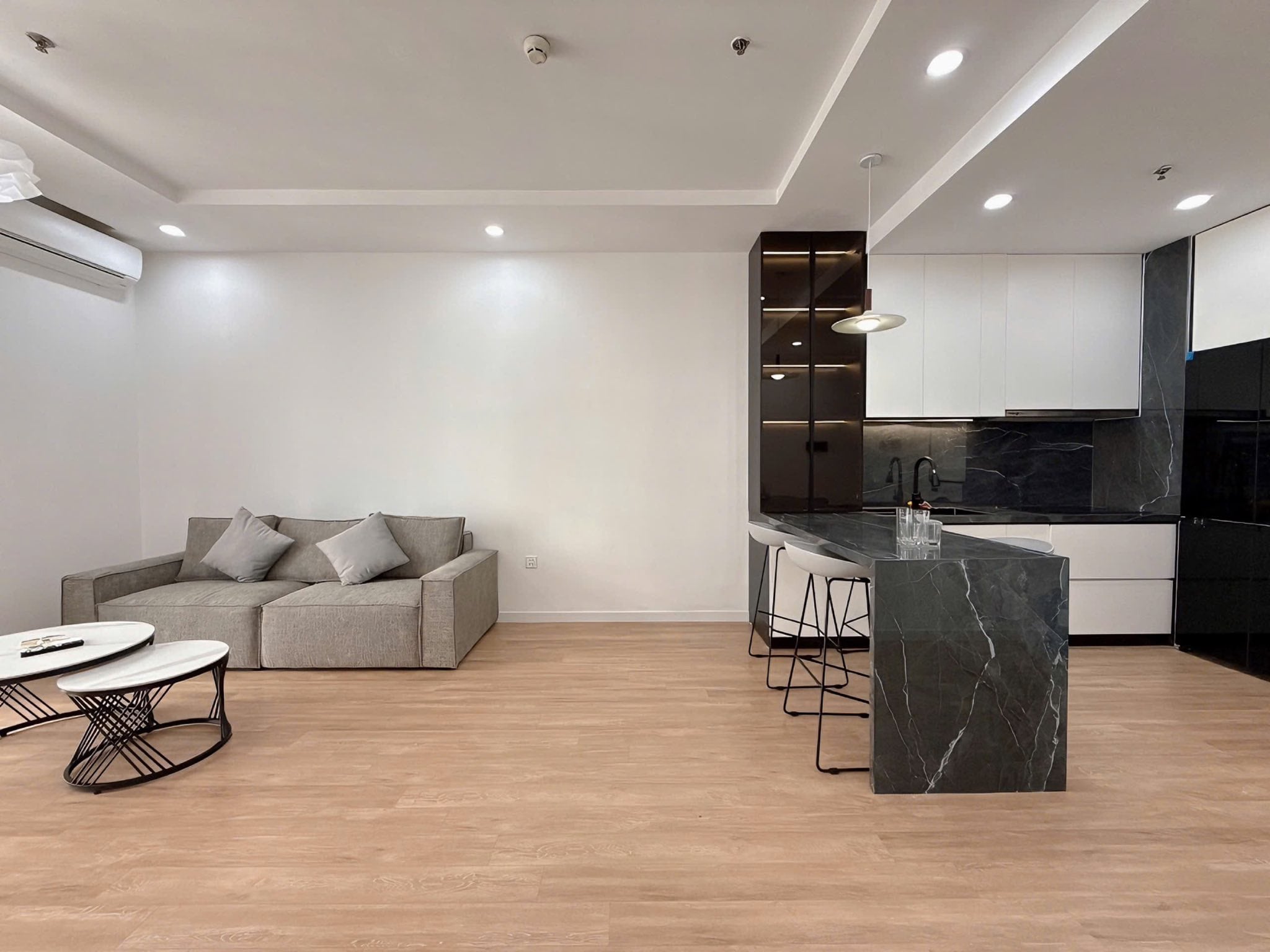 Bán căn hộ 2PN Times City, có slot ô tô, đầy đủ đồ, tiệm cận người dùng ngân sách ít