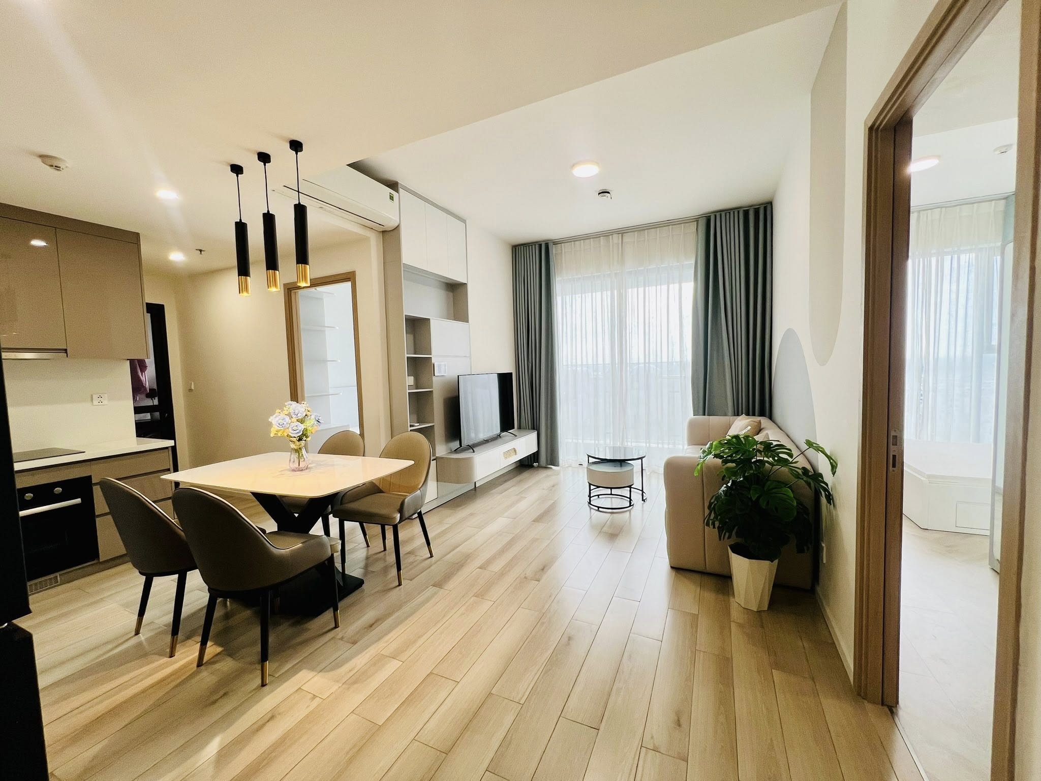 Chính chủ gửi bán căn hộ 2PN The CBD, 65m2 giá tốt từ 3.2-3.350 tỷ tùy vào tầng, hướng