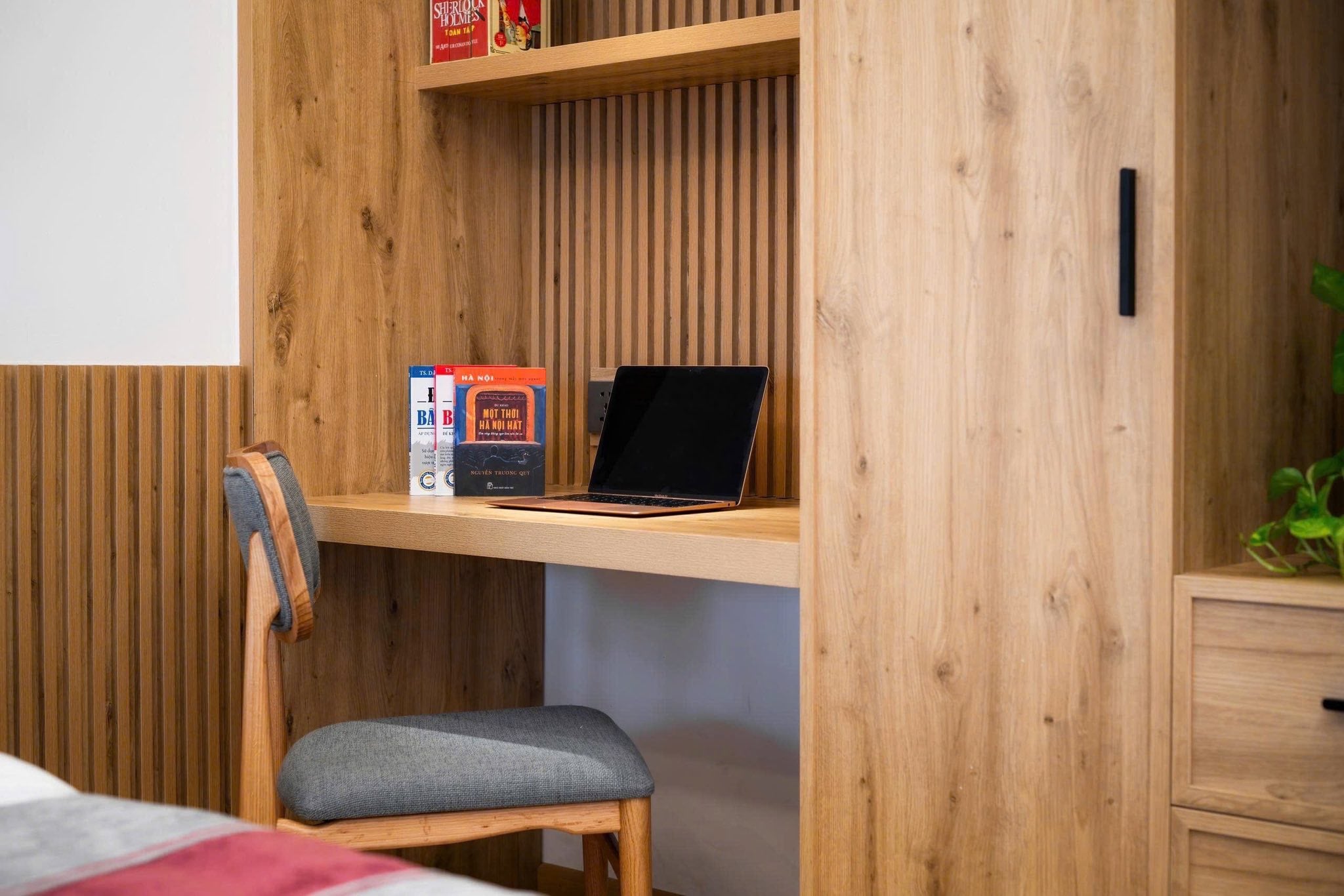 Bán căn hộ 1PN The Marq, trả trước 3.5 tỷ full nội thất, giá rẻ trong bảng giá