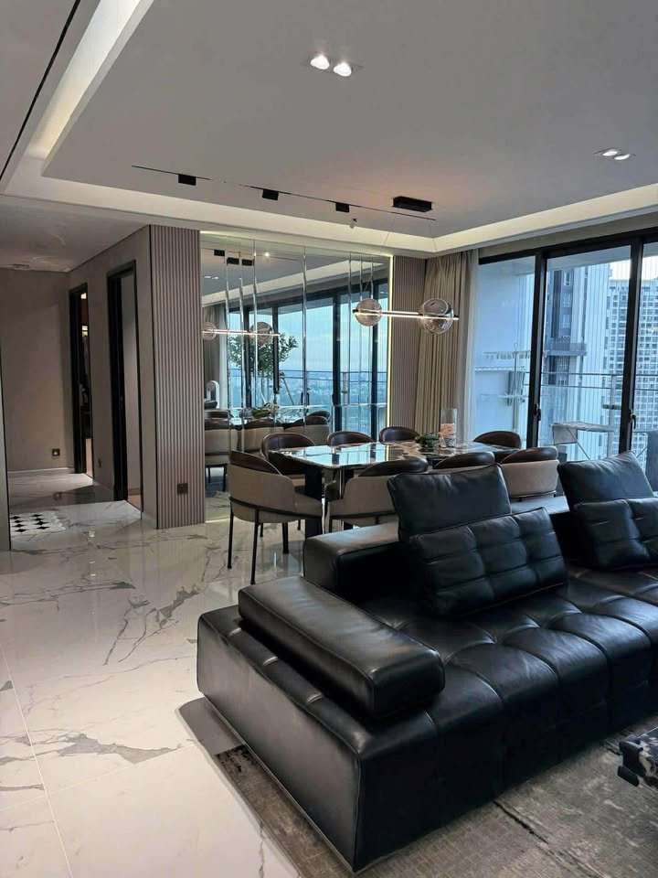 Bán căn 2PN Estella Heights, 104m2 ban công cực rộng, nội thất mới cứng, giá cực rẻ