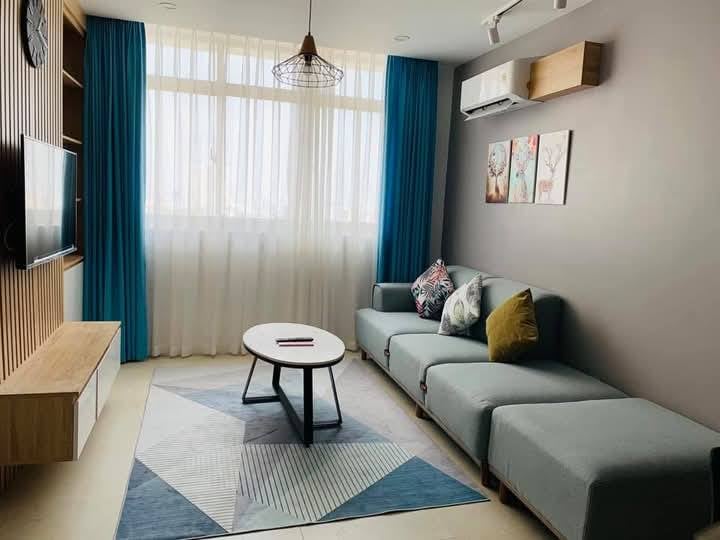 Bán nhanh căn hộ Screc Tower, Q3, 76m2 2PN, nt cơ bản, shr, giảm ngay 300 triệu