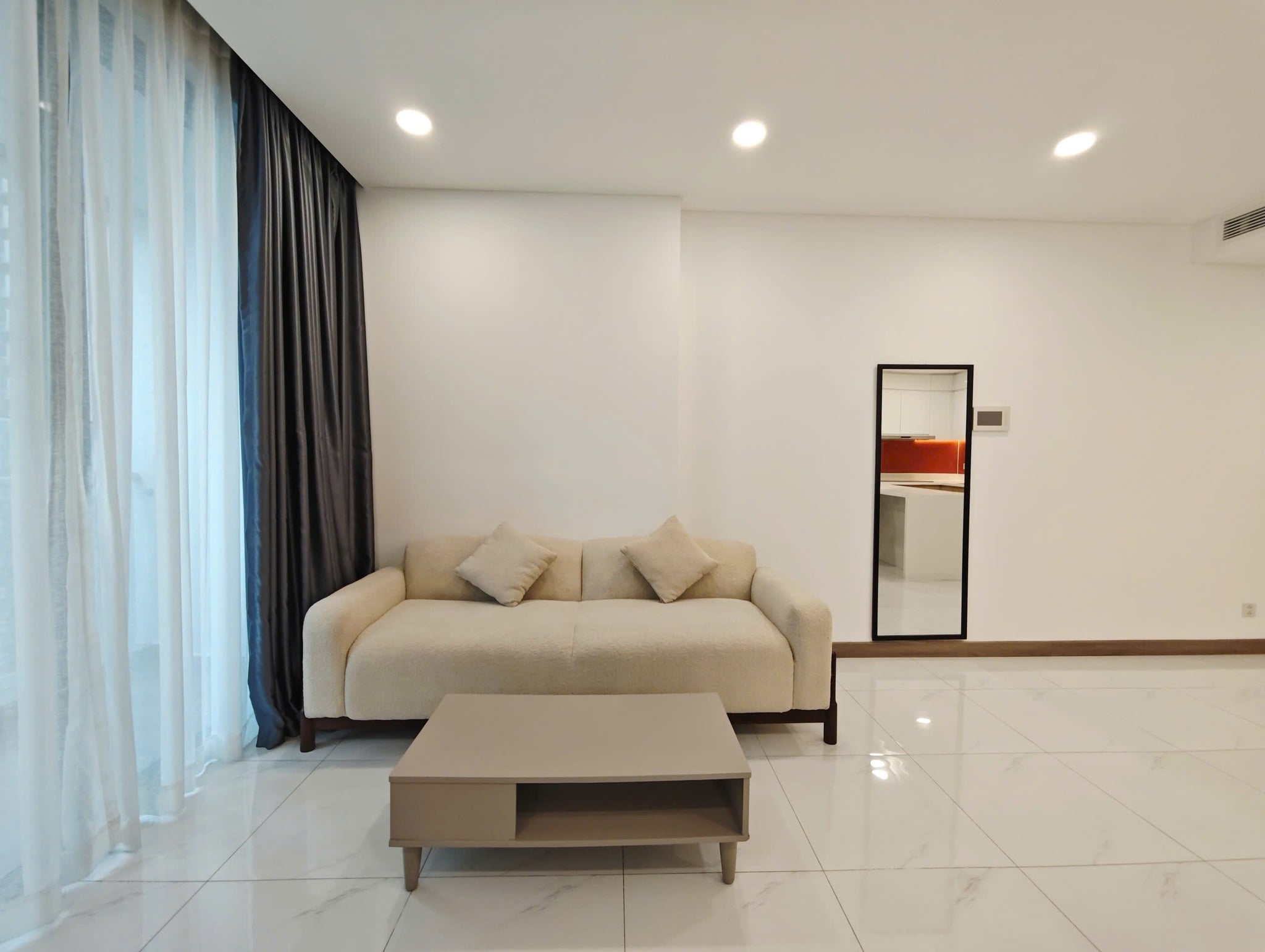 Bán gấp căn hộ Sunwah Pearl, Bình Thạnh, căn 2PN+, tòa GH.04, view sông Landmark 81