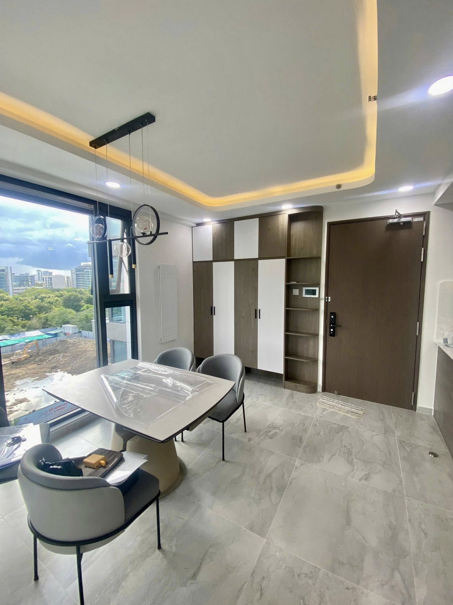 Bán chung cư Cosmo City, giá 7,55 tỷ, 123m2, 3PN, 2VS, cực chất