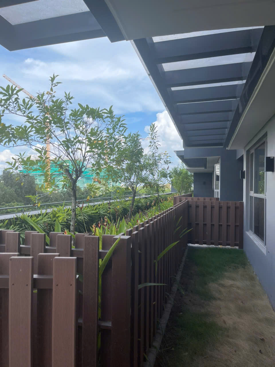 Cần bán căn hộ Celesta Rise, sân vườn, tầng trệt, tháp T3, 2PN 2WC, dt 80m2 sân vườn 21m2