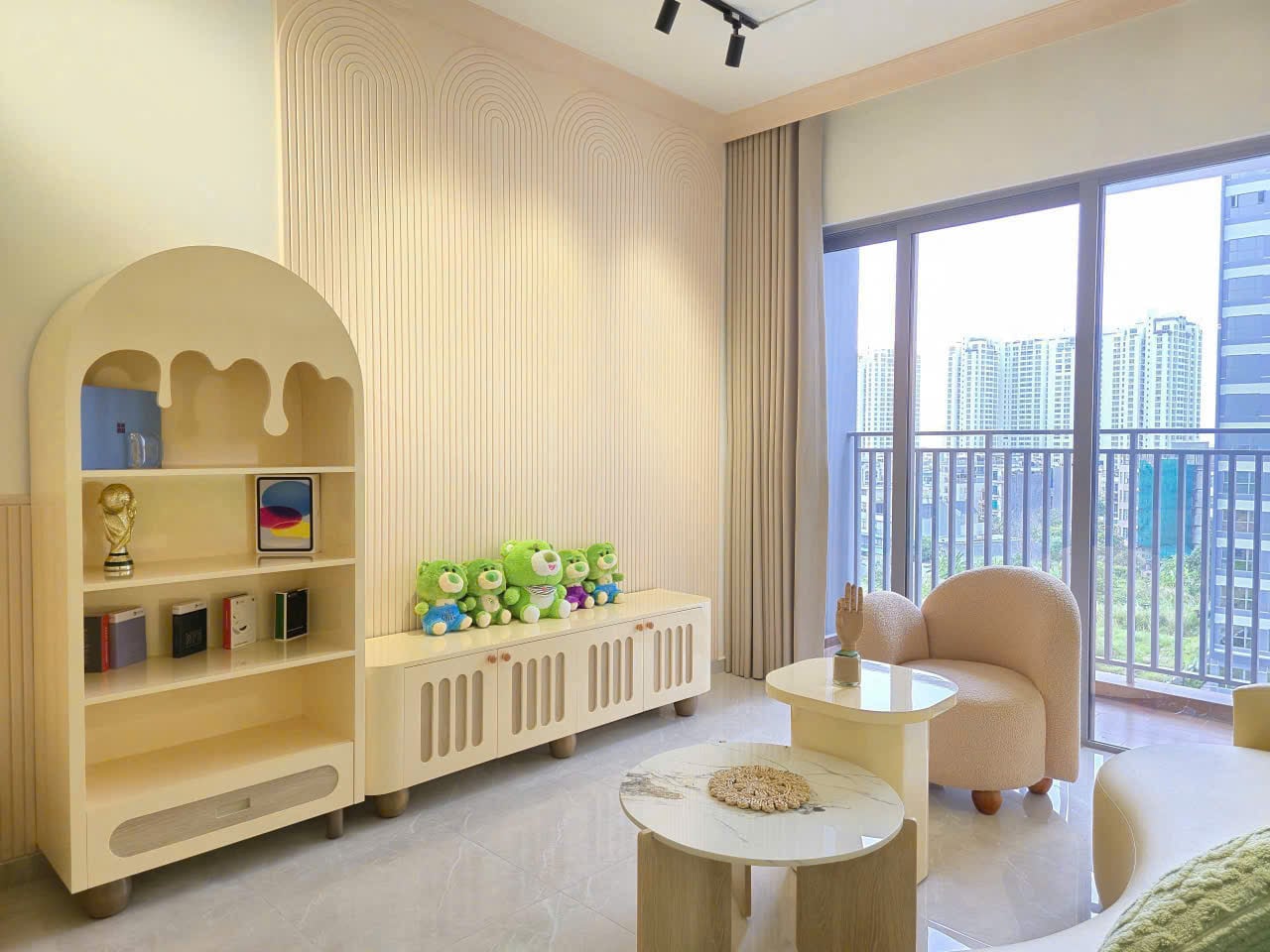 Bán căn hộ Nhà Bè, Celesta Rise, căn 2PN, dt 79,7m2, có HĐ thuê, giá 6,1 tỷ