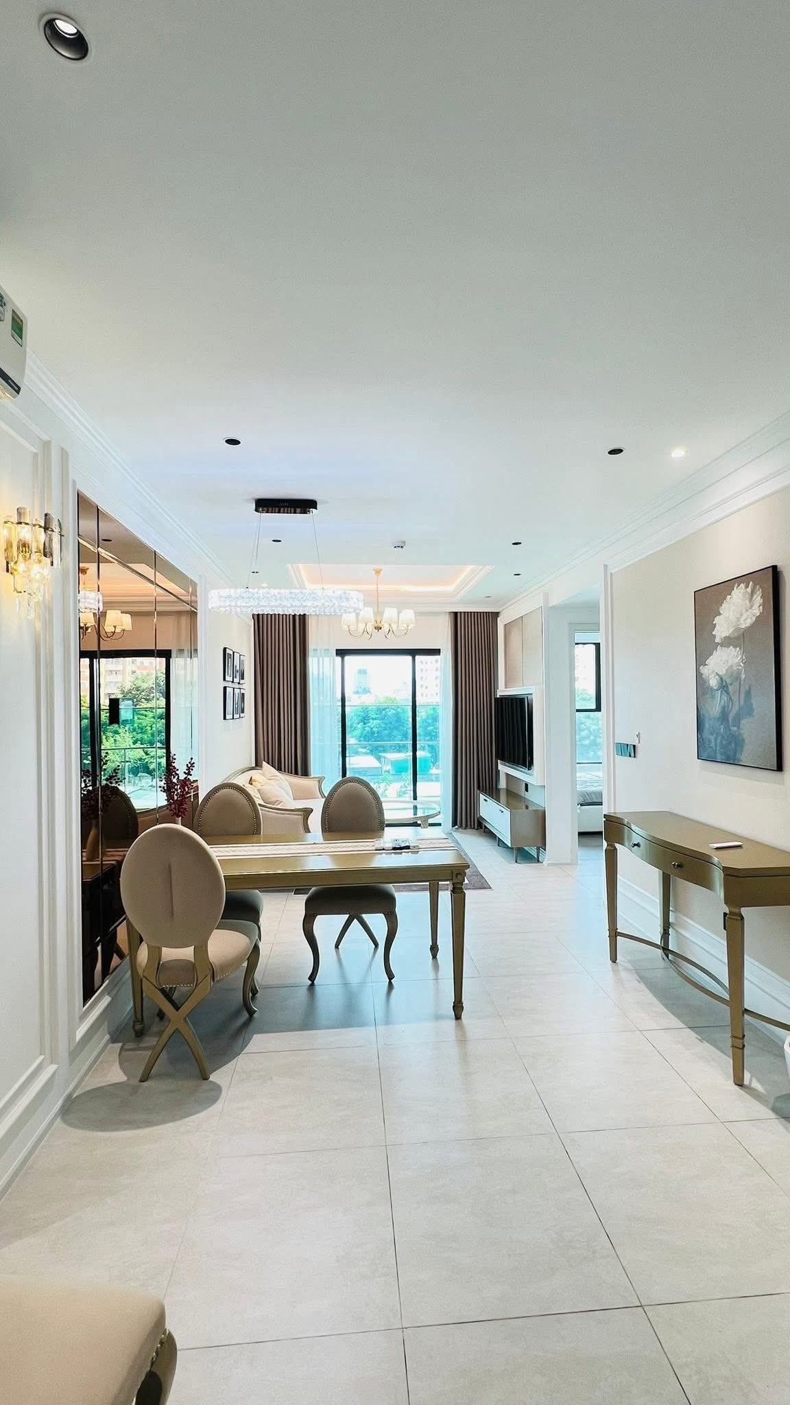 Bán chung cư De La Sol, Tôn Thất Thuyết, 10,5 tỷ, 85m2, 2PN, 2WC, giá tốt, nội thất cao cấp