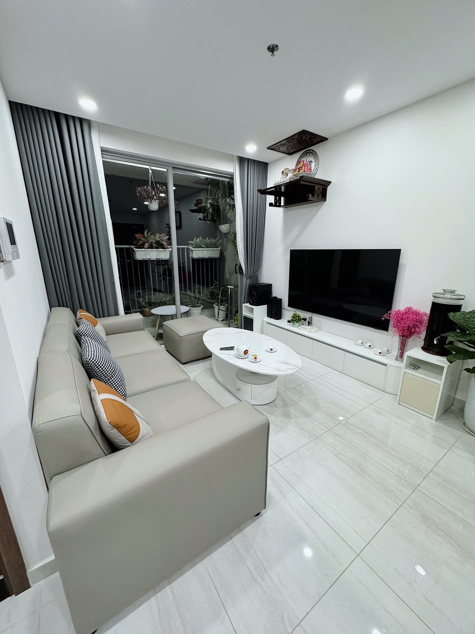 Bán căn 2PN tại Estella Heights với full nội thất thông minh , tầng đẹp