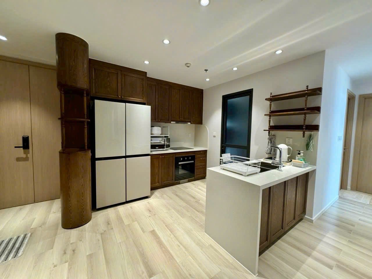 Bán căn hộ 3PN Masteri Centre Point, Tháp A căn 01, view Vincom 97m² giá 6.6 tỷ full NT cao cấp