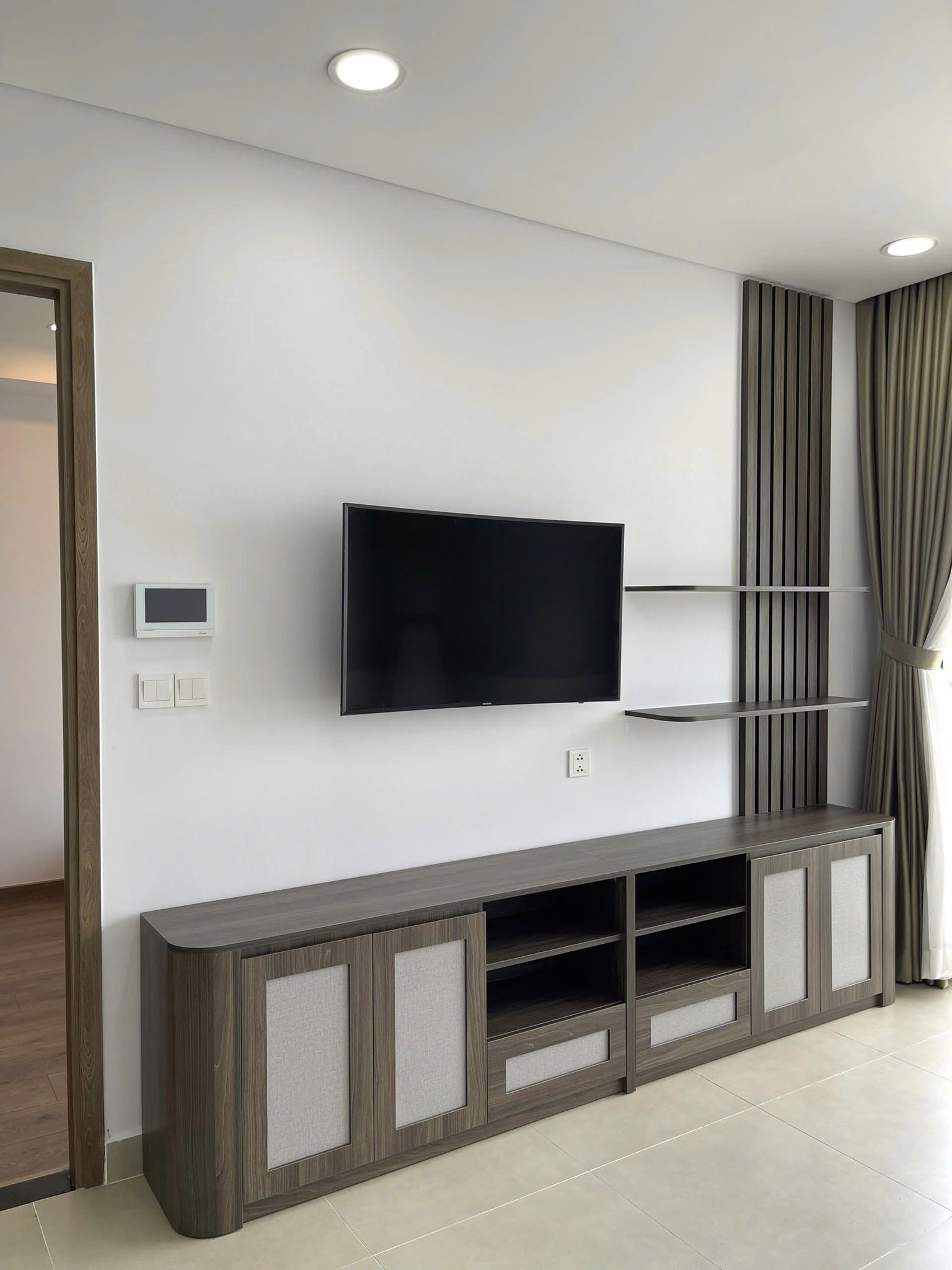 Cực sốc, bán căn hộ River Panorama Quận 7, dt 90m2 full NT, sẵn sổ hồng công chứng, nhỉnh 6 tỷ