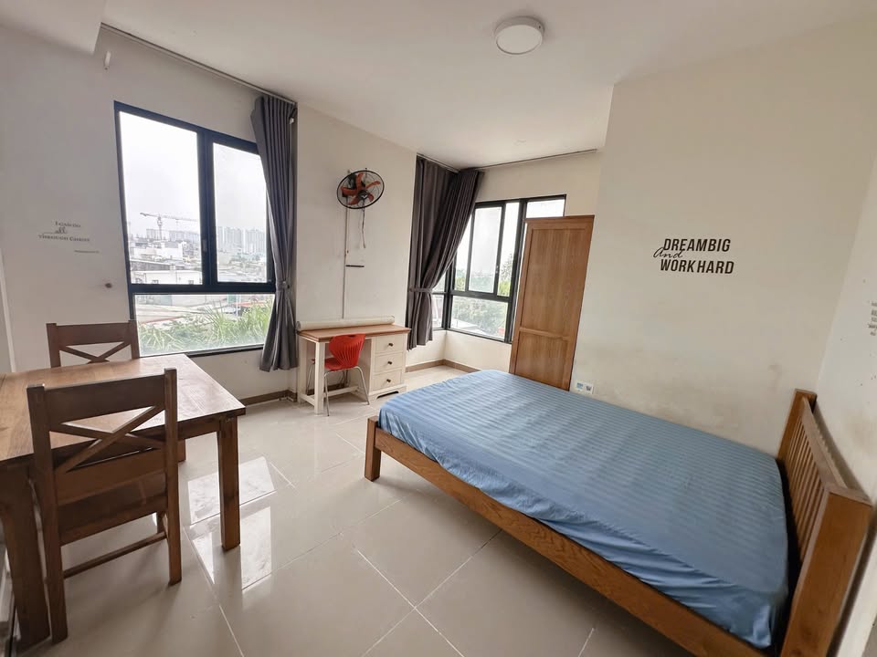 Bán căn hộ Era Town Quận 7, giá 1 tỷ 760, DT 72m², 2PN 2NVS, nội thất cơ bản, view đẹp