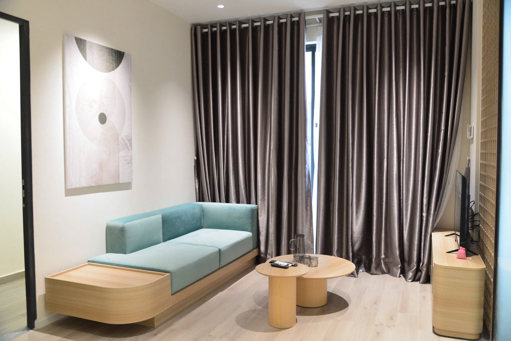 Bán gấp căn hộ 1PN+ Vinhomes Grand Park, bán trong tuần, sổ sẵn, công chứng ngay