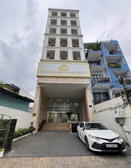 Bán tòa nhà mặt tiền Âu Cơ, Tân Bình, 9,25x32m cn 238,5m2, hầm 10 tầng, hdt 280tr/tháng