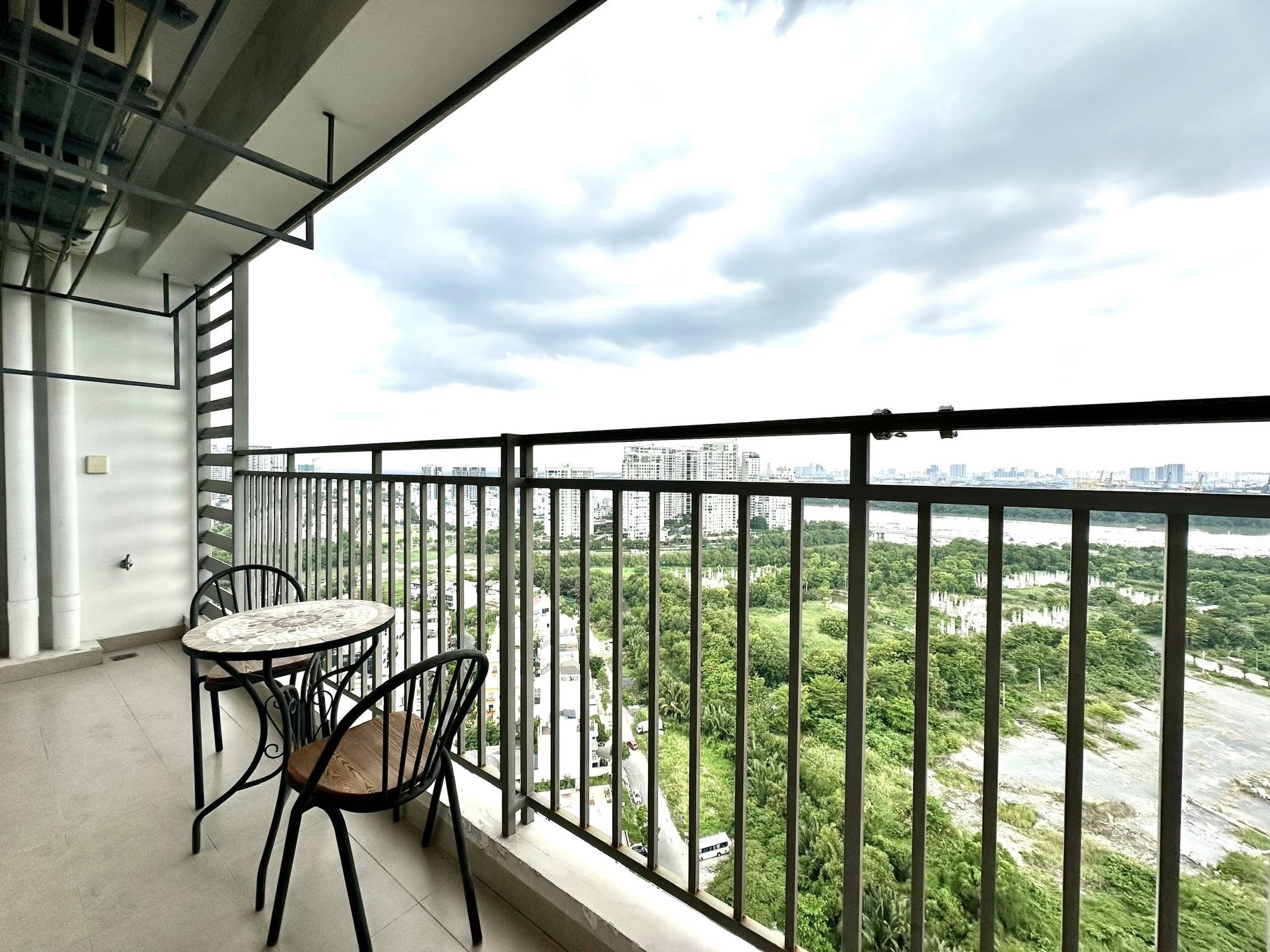 Bán căn hộ 2PN The Sun Avenue, Mai Chí Thọ, view sông, có sổ hồng, 76m2 giá 7,8 tỷ all in