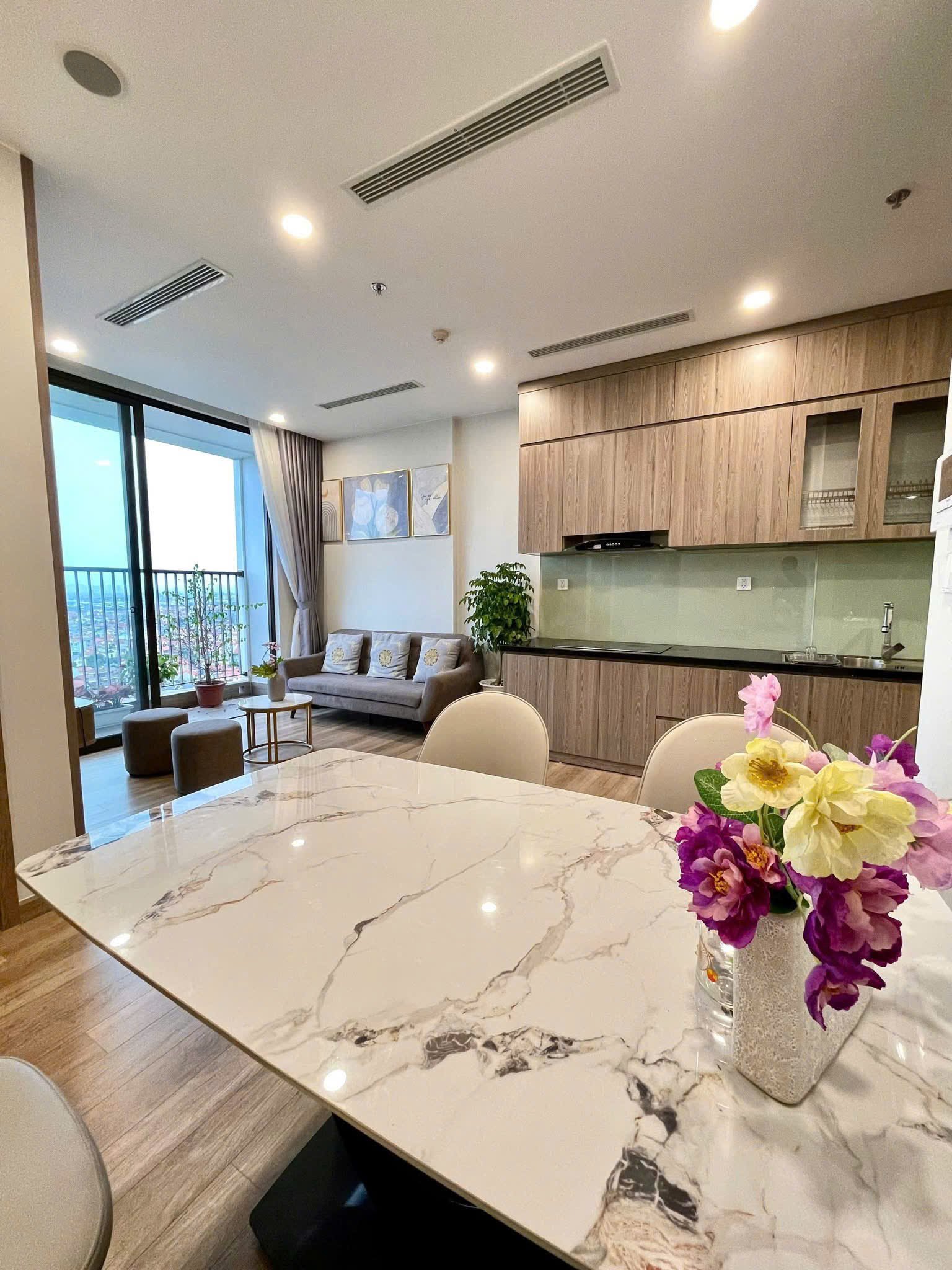 Bán căn hộ Vinhomes Smart City, 3,99 tỷ, 43m2, 1pn 1wc, giá tốt, bao phí