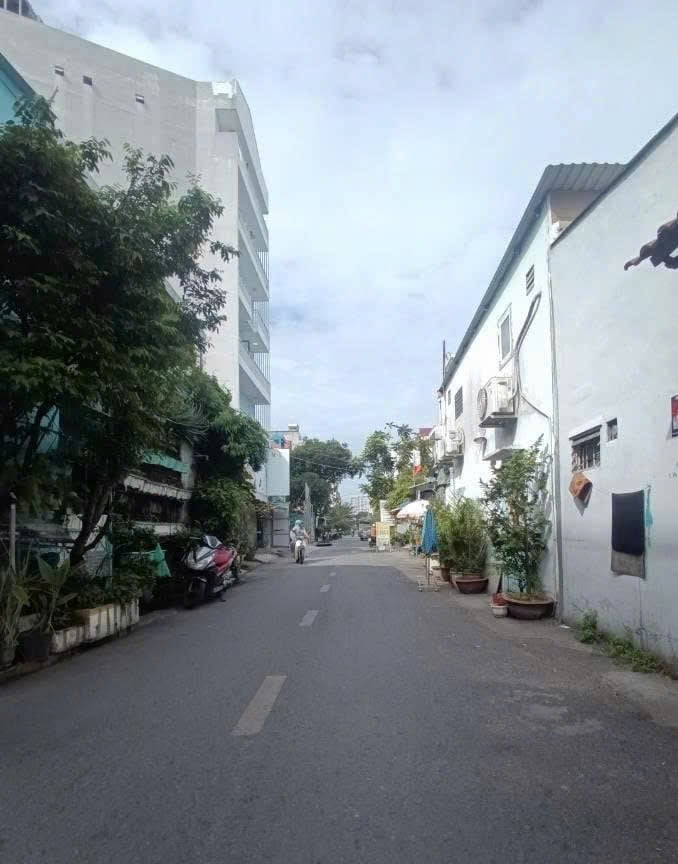 BÁN NHÀ MẶT TIỀN LÂM VĂN BỀN, ĐƯỜNG VIP QUẬN 7, GÓC 2 MẶT TIỀN, HIẾM BÁN