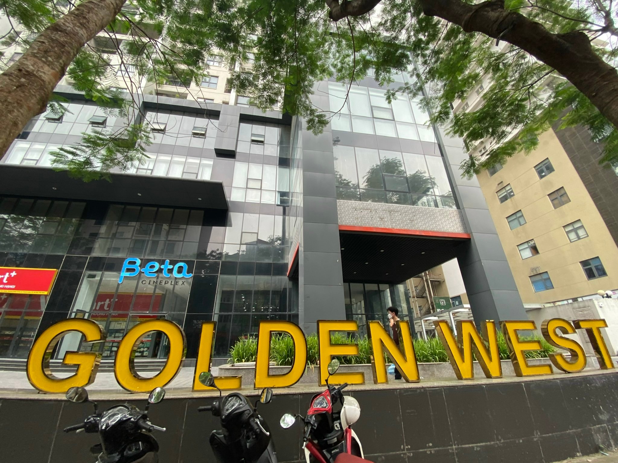 Bán căn hộ Golden West, Lê Văn Thiêm, phù hợp đầu tư, giá từ 6 triệu/m²