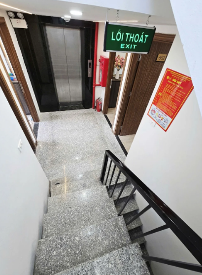 Bán tòa CHDV Lê Văn Lương, Cầu Giấy, dòng tiền 1,2 tỷ/năm, 7 tầng thang máy, 21 phòng