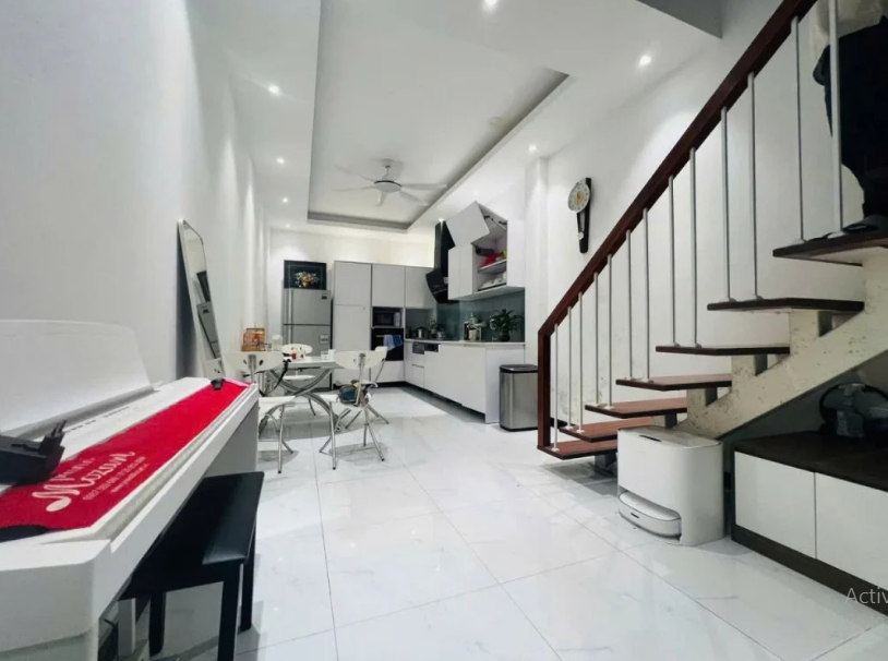 Bán nhà Kim Đồng, Hoàng Mai, gần phố dân xây, full nội thất, 44m, nhỉnh 8 tỷ