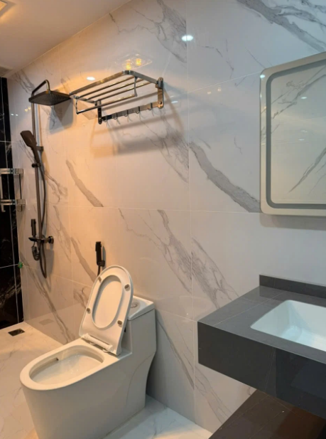 Bán nhà Nguyễn Văn Cừ, Long Biên, 6 tầng 66m2, oto đỗ cổng, nhỉnh 11 tỷ