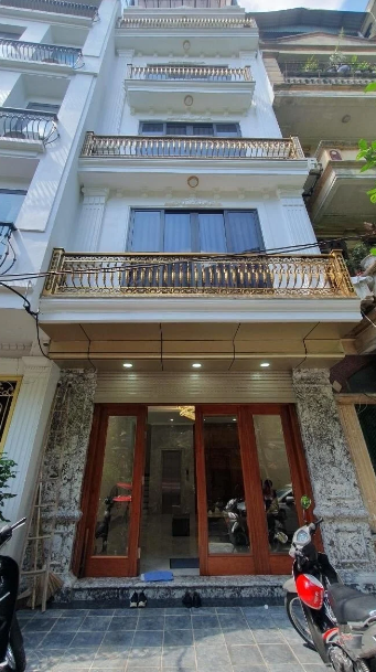 Bán nhà Đầm Trấu, Hai Bà Trưng, 55m2 7 tầng, mặt tiền 5,2m, giá nhỉnh 32