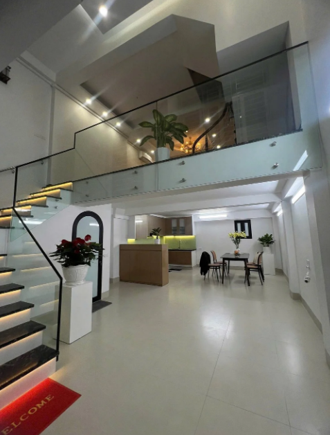 Bán nhà Giang Văn Minh, Ba Đình, ngõ thông tứ tung, mặt tiền 5,3m, nhỉnh 12 tỷ