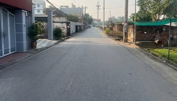 Bán đất Yên Viên, Gia Lâm, 60m2, mặt tiền 4,2, sẵn nhà 2 tầng, nhỉnh 6 tỷ