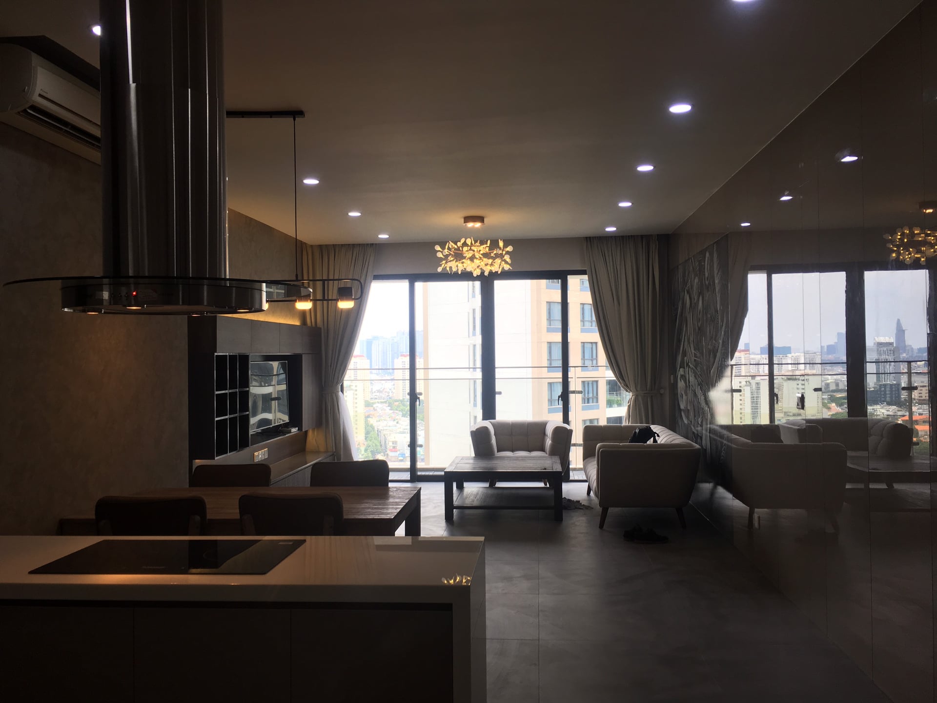 Bán căn hộ 3PN Estella Heights, Quận 2, thiết kế hiện đại, không gian thoáng mát, giá tốt