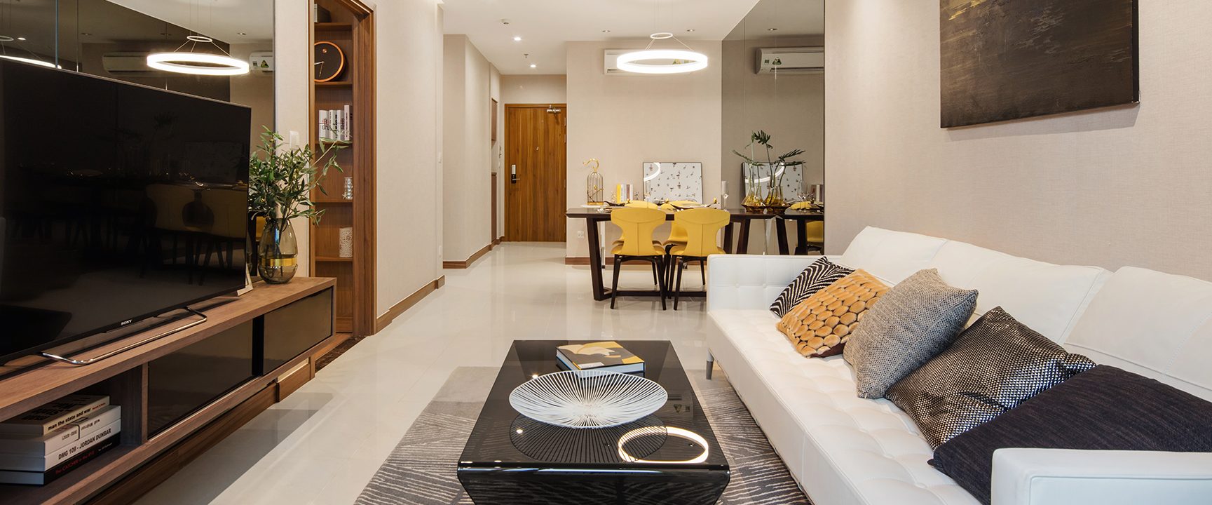 Bán căn hộ 2PN Hado Centrosa Garden, Quận 10, có sổ hồng, khu đẹp tiện lợi, nhà trống sẵn, 9,9 tỷ