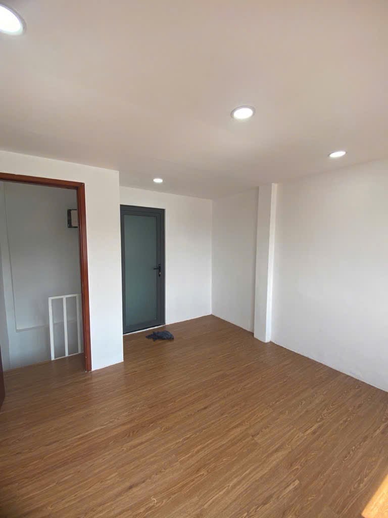 Bán nhà 6 tầng sau chợ An Khánh, Hoài Đức, 30m2, giá 4.7 tỷ